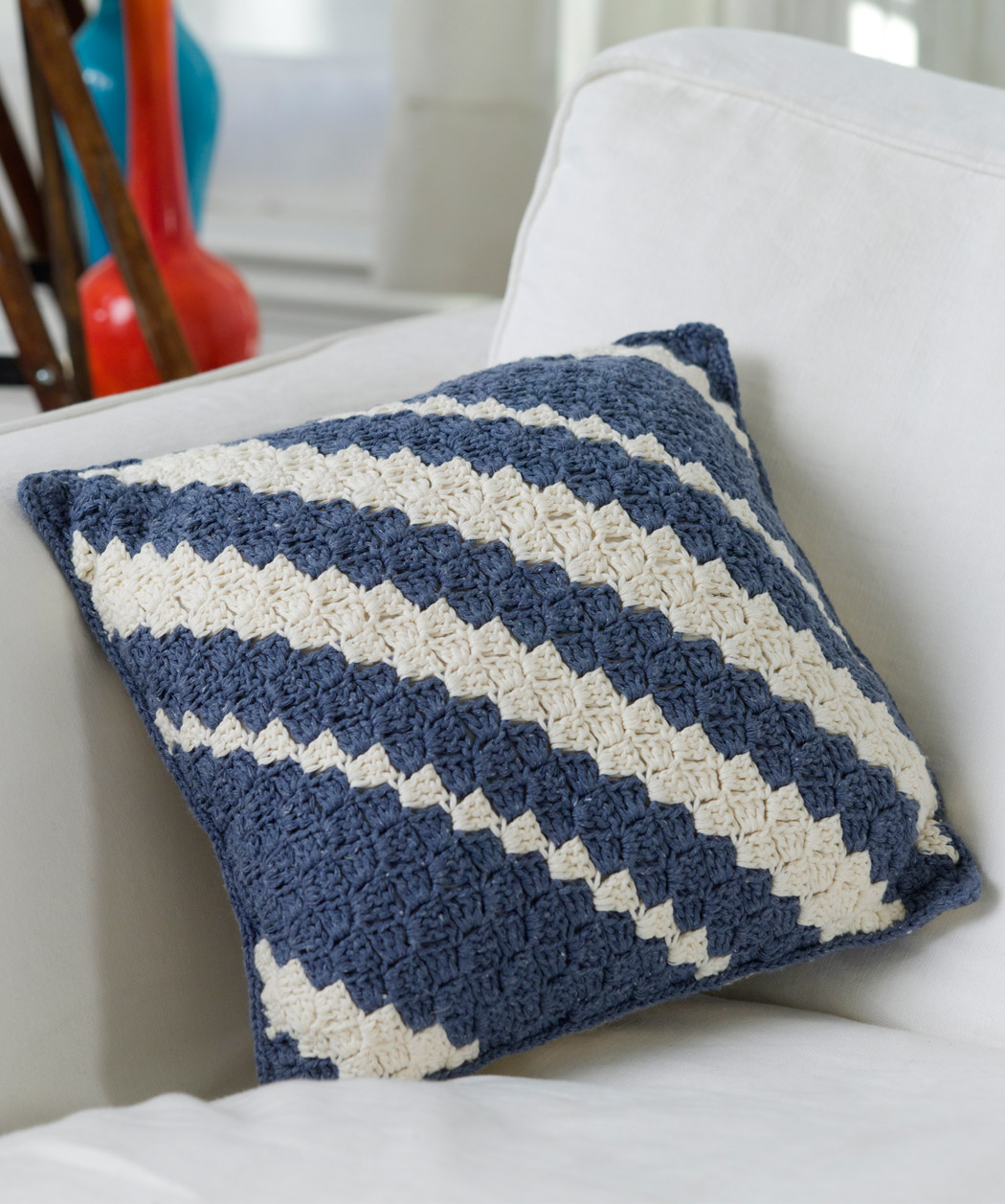 27 Easy Crochet Pillow Patterns | Guide Patterns