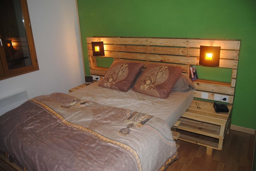 27 DIY Pallet Headboard Ideas  Guide Patterns