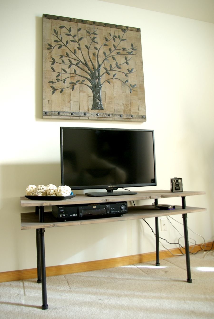 13 DIY Plans for Building a TV Stand | Guide Patterns