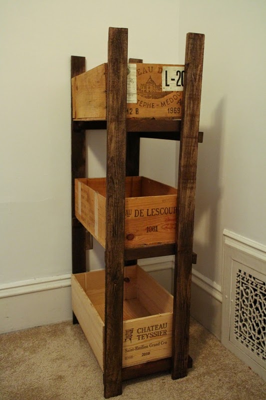 10 DIY Bookshelves | DIY Formula Crate Shelves: 25 DIYs | Guide Patterns