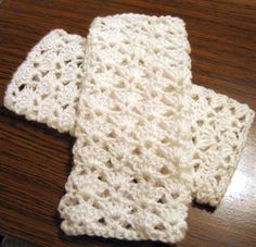 Free Crochet Fingerless Gloves Pattern