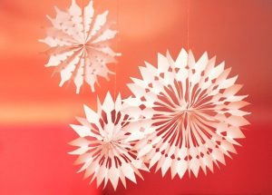 Make 3D Paper Snowflakes
