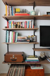 DIY Wall Bookshelf