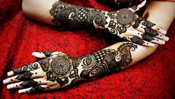 Black and Red shaded Henna Design | Outline Mehndi Design | Black Border  Henna | Be you and Beauty - YouTube | Black mehndi designs, Red henna, Mehndi  designs