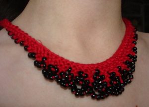Cute Seed Bead Necklace Design