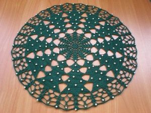 How to Crochet a Tablecloth