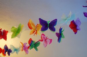 How to Make Tissue Paper Garland
