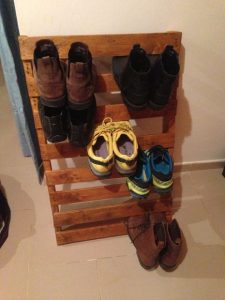 How To Make A Pallet Shoe Rack