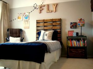 Wooden Pallet Headboard