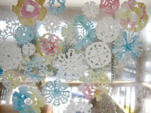 Round Coffee Filter Snowflakes