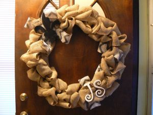 How to Make a Burlap Bubble Wreath