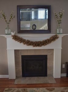 How to Make a Ruffled Burlap Garland