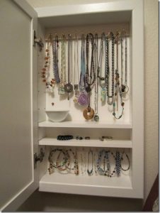 DIY Mirror Jewelry Holder