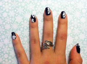 Easy Snowflakes Nail Art