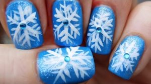 Snowflakes Nail Art