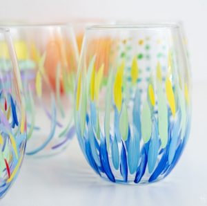 How to Hand Paint On Wine Glass