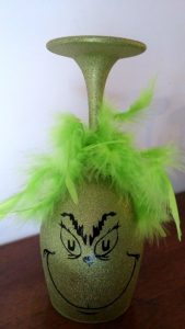 Painted Wine Glasses Grinch