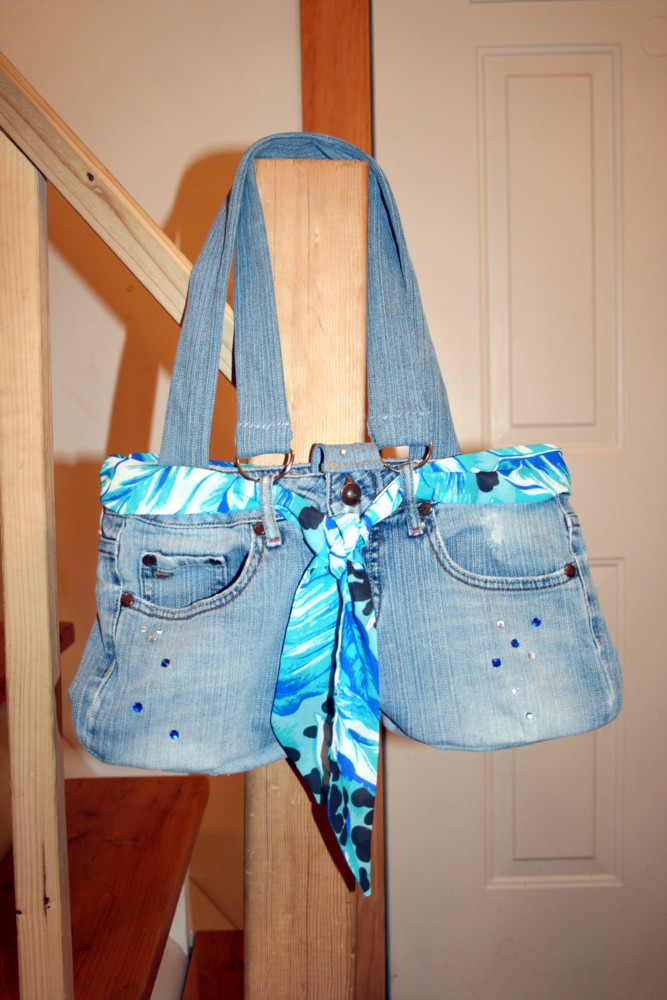 How To Make A Tote Bag Out Of Blue Jeans