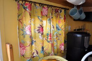 No-Sew Curtain for RV