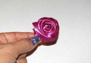 Ribbon Rose Bud