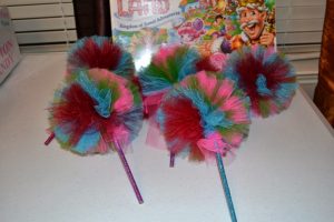 Tulle Pom Pom Wands