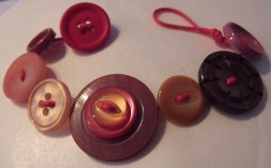 How to Make a Button Bracelet