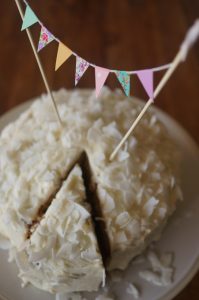 How to Make a Bunting Banner Cake Topper