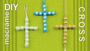 Macramé Cross Necklace