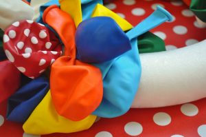 Balloon Wreath Tutorial