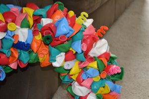 Balloon Wreath with Pipe Cleaners