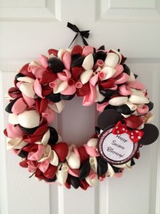 Minnie Mouse Balloon Wreath