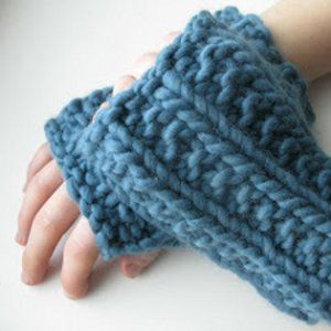 Chunky Knit Fingerless Gloves Pattern