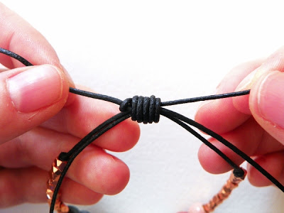 Easy DIY Nautical Knot Bracelet | Sailor's Knot Bracelet Tutorial | Dans le  Lakehouse