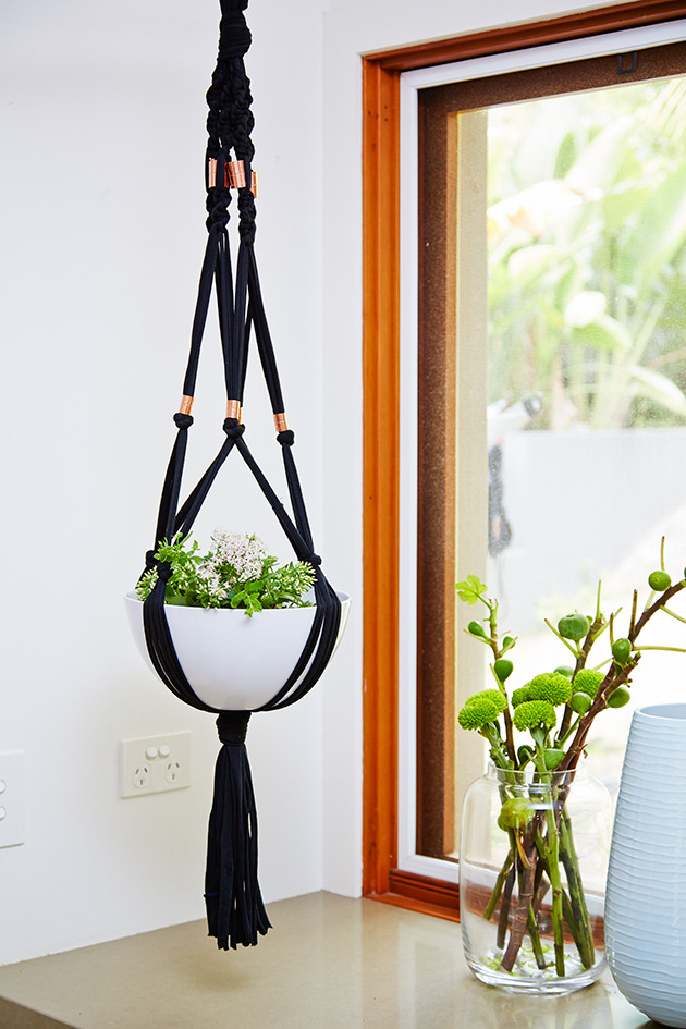 Download 18 DIY Macramé Plant Hanger Patterns | Guide Patterns