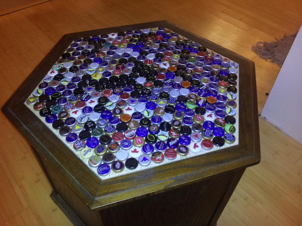 18 DIY Beer Bottle Cap Table Designs Guide Patterns