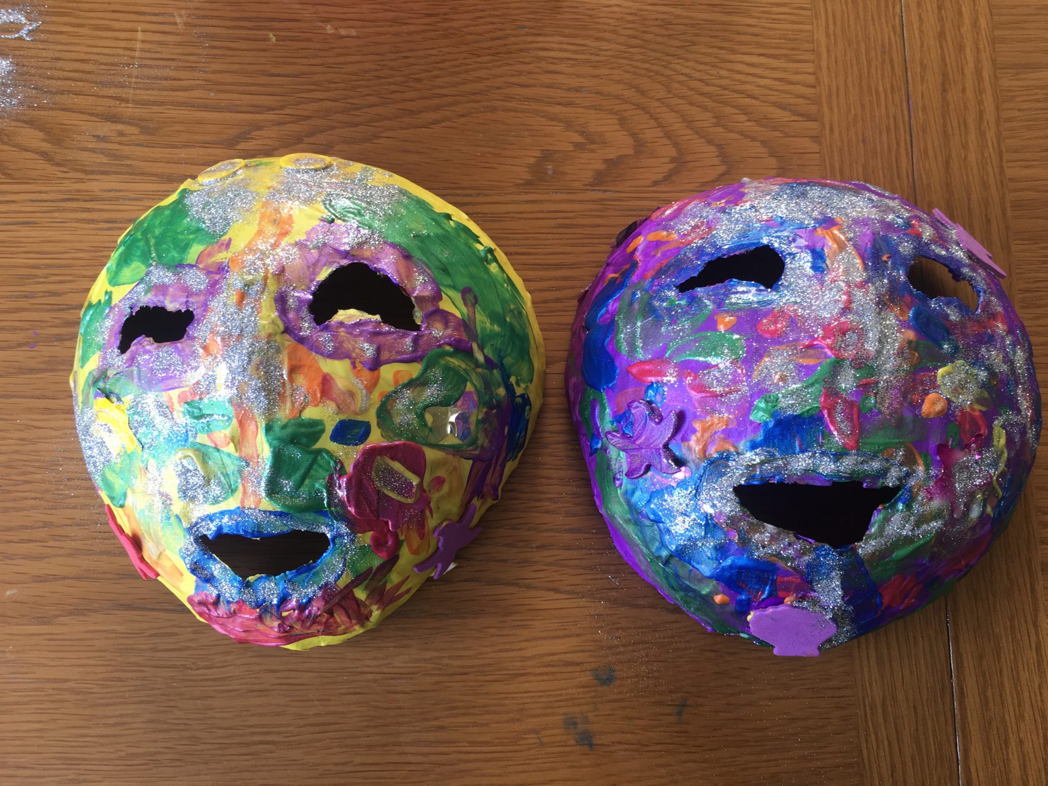 how to make a paper mache mask