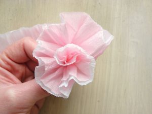 How to Make a Crepe Paper Flower