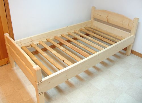 How to Build a Wooden Bed Frame: 22 Interesting Ways 