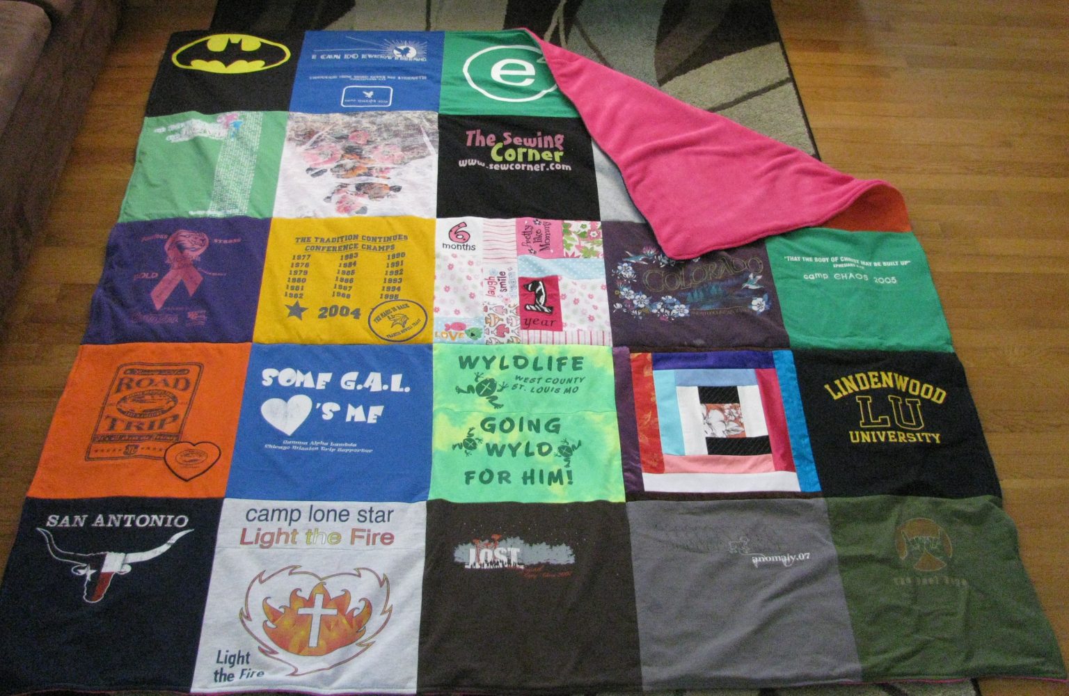 How to Make a Tshirt Quilt: 19 DIY Tutorials - Guide Patterns
