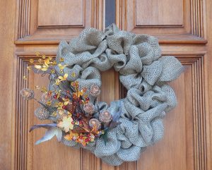 How to Make a Wreath with Burlap