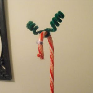 How to Make a Candy Cane Reindeer