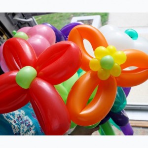 How to Make Balloon Flowers