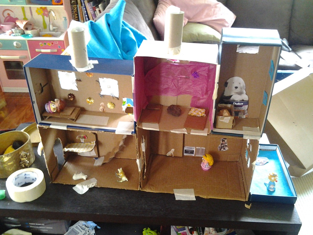 free cardboard dollhouse plans