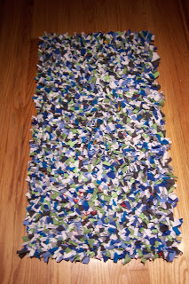 How to Make a Rug Out Of Old T-Shirts