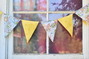 How to Make Fabric Bunting Banner