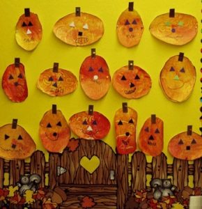 Fall Pumpkin Bulletin Board Idea