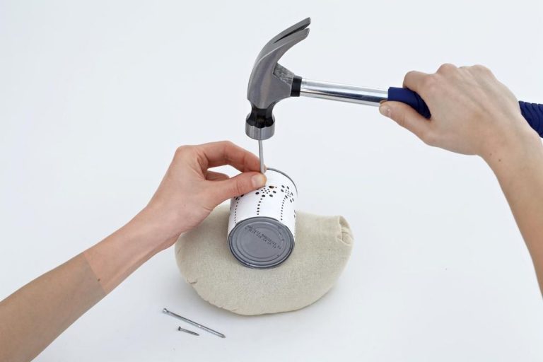 19 DIY Tin Can Lanterns (Some with Templates) Guide Patterns