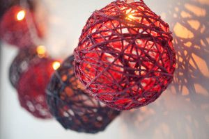 Twine Yarn Ball Lanterns