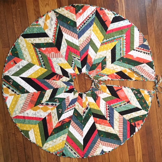 Quilt Christmas Tree Skirt