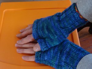 48 Knitting Patterns For Fingerless Gloves Guide Patterns